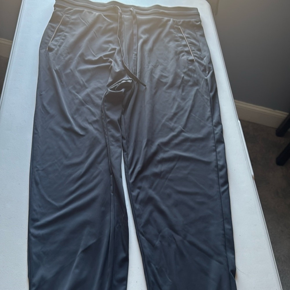Men’s joggers